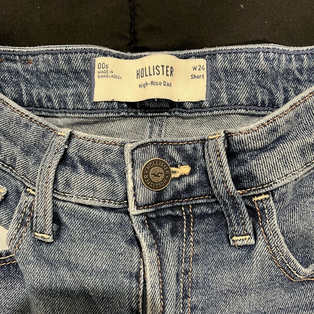 Hollister Blue Denim High-Rise Dad Jeans